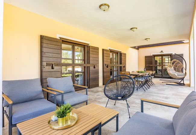 Villa in Sveti Kirin - Villa Cirka in Central Istria for 12+2 persons with a 36 m2 heated pool, gaming & activities for kids and adults Villa in Sveti Kirin - Villa Cirka in Central Istria for 12+2 persons with a 36 m2 heated pool, gaming & activities for kids and adults