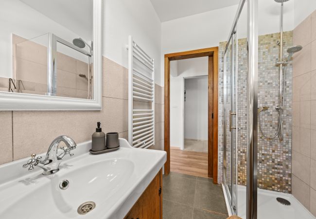 Villa in Sveti Kirin - Villa Cirka in Central Istria for 12+2 persons with a 36 m2 heated pool, gaming & activities for kids and adults Villa in Sveti Kirin - Villa Cirka in Central Istria for 12+2 persons with a 36 m2 heated pool, gaming & activities for kids and adults