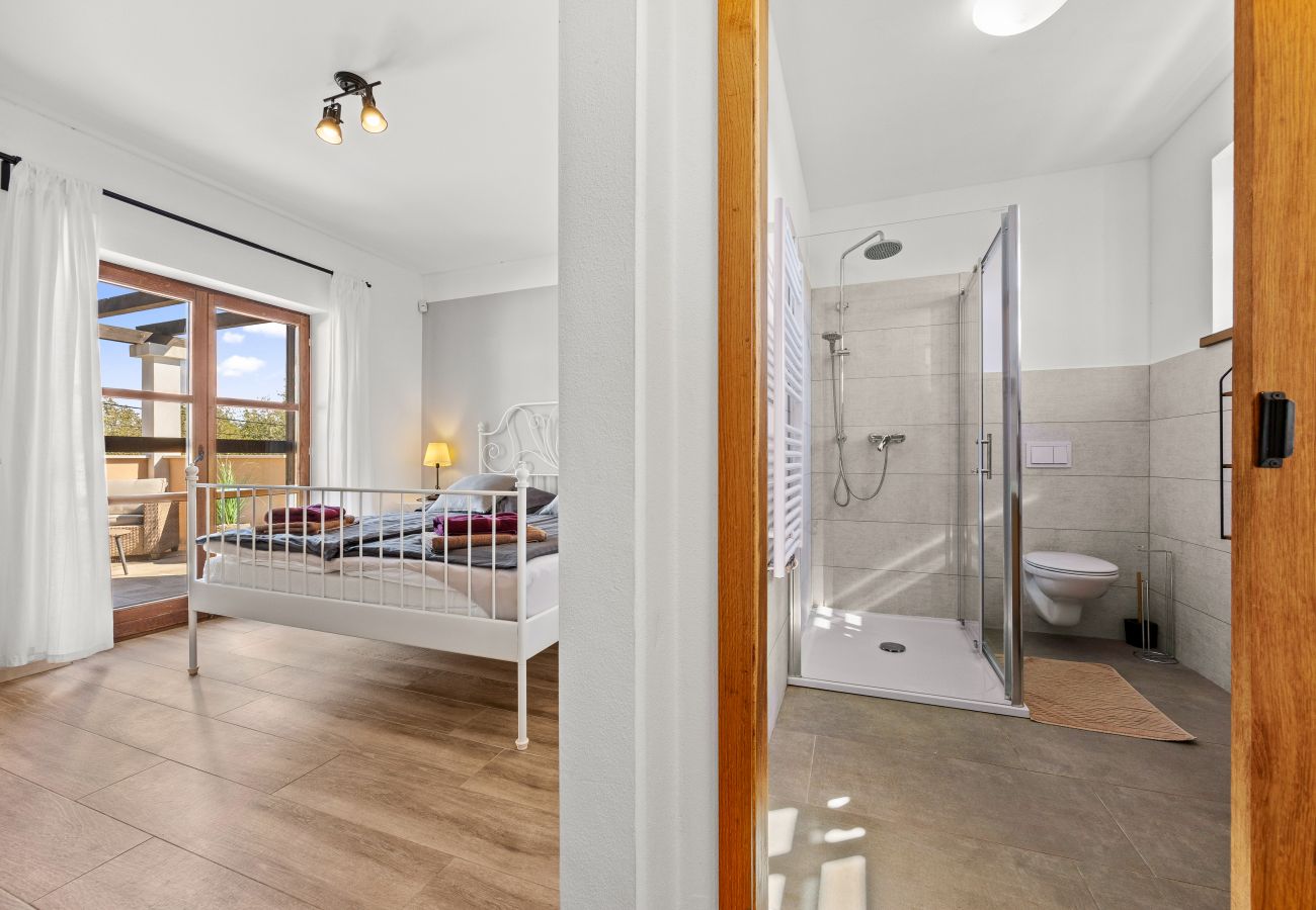 Villa in Sveti Kirin - Villa Cirka in Central Istria for 12+2 persons with a 36 m2 heated pool, gaming & activities for kids and adults