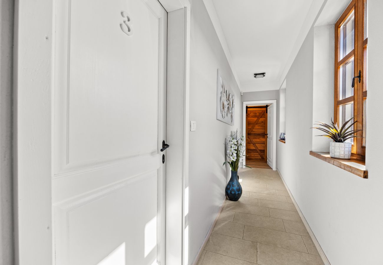 Villa in Sveti Kirin - Villa Cirka in Central Istria for 12+2 persons with a 36 m2 heated pool, gaming & activities for kids and adults