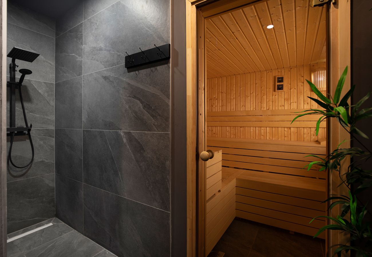 Villa in Medulin - Luxury Villa Dali with Sauna, Whirlpool and Sea view in Medulin only 1,7 km from the beach