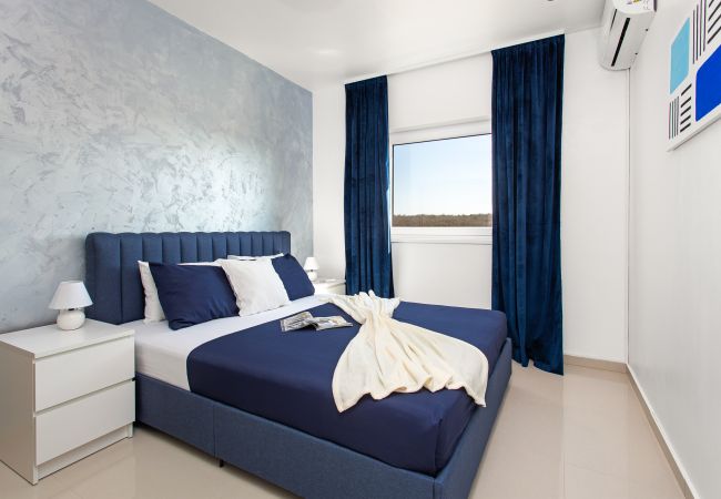 Villa in Vodnjan - Villa Angie in Central Istria for 10 persons with private heated pool & kids playground  Villa in Vodnjan - Villa Angie in Central Istria for 10 persons with private heated pool & kids playground