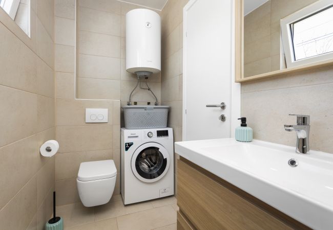 Villa in Vodnjan - Villa Angie in Central Istria for 10 persons with private heated pool & kids playground  Villa in Vodnjan - Villa Angie in Central Istria for 10 persons with private heated pool & kids playground