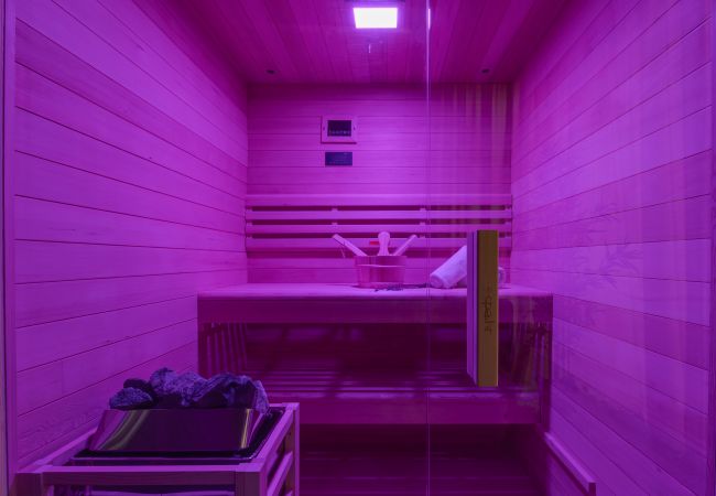 Villa in Vodnjan - Villa Arestea near Pula with heated pool, sea view, wellness & playground Villa in Vodnjan - Villa Arestea near Pula with heated pool, sea view, wellness & playground