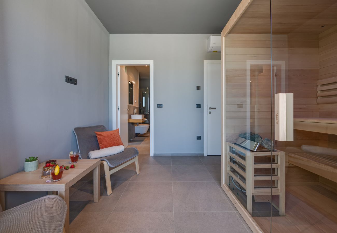 Villa in Vodnjan - Villa Arestea near Pula with sea view, wellness & playground