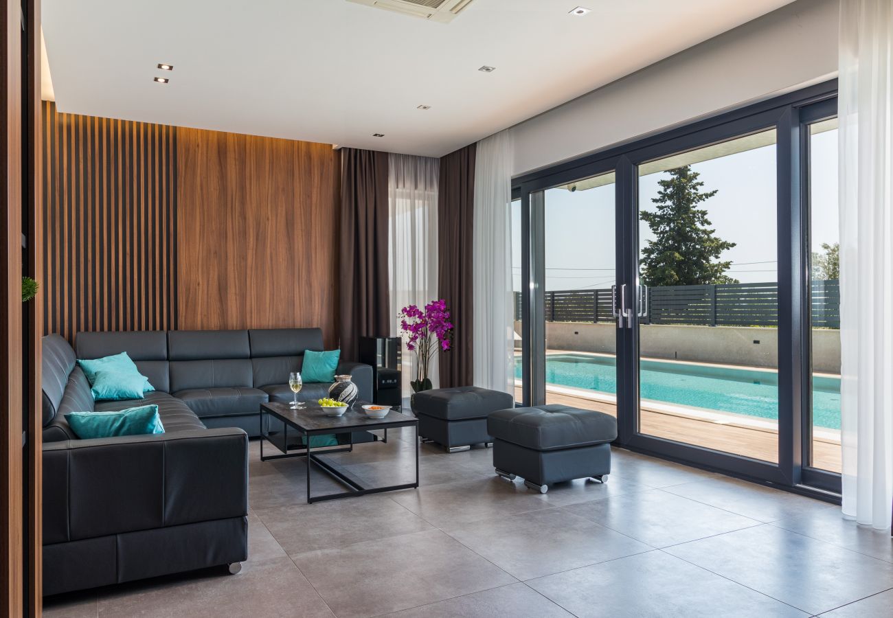 Villa in Fažana - Villa Bellatrix in Fažana with beach front and sea view
