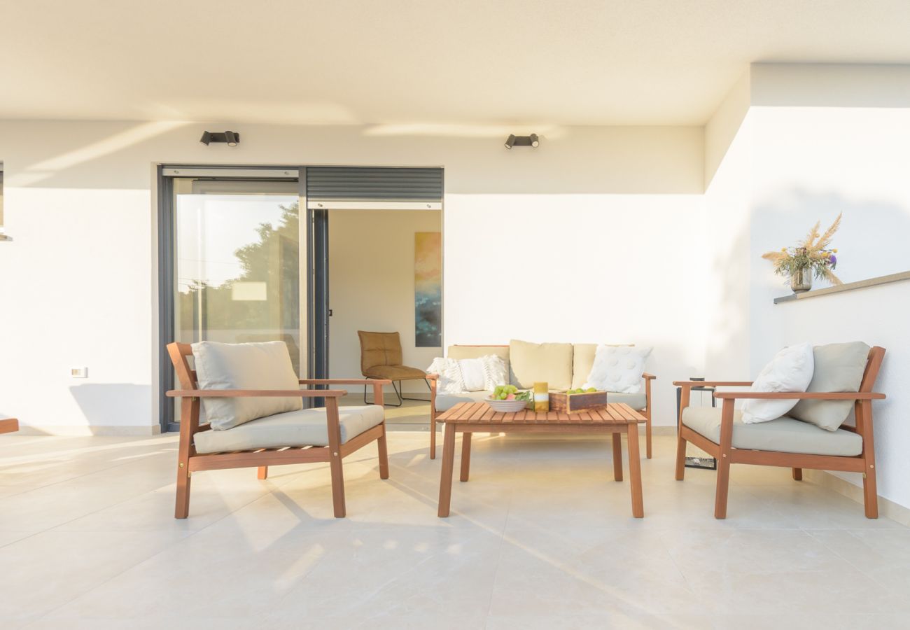 Villa in Vintijan - Villa Hana near Pula with private 32 m2 pool & only 2 km from the beach