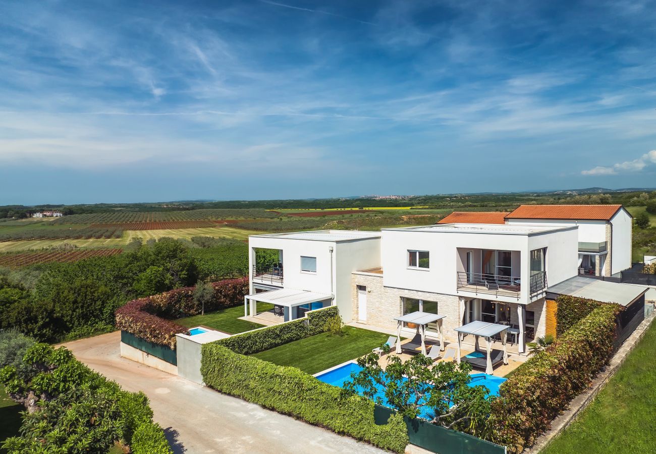 Villa in Bužinija - Villa Sky Dream for 8 persons near Novigrad