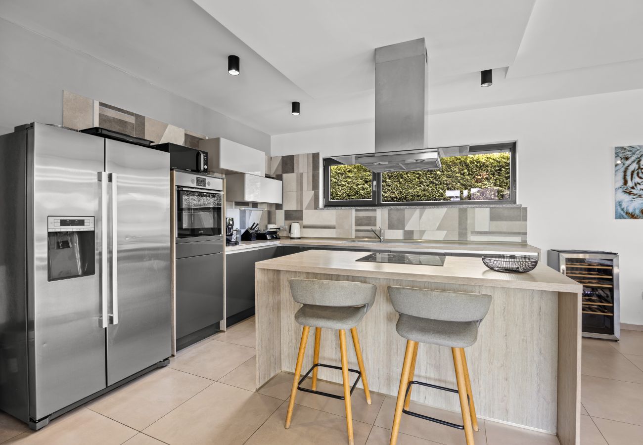 Villa in Pula - Villa Ula in Pula with heated pool, sauna & private tennis court