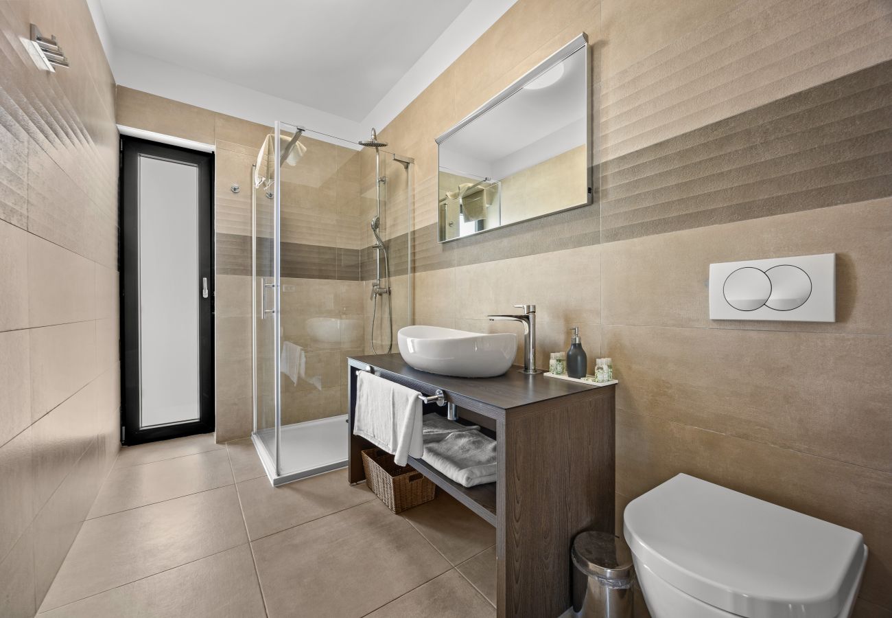 Villa in Pula - Villa Ula in Pula with heated pool, sauna & private tennis court