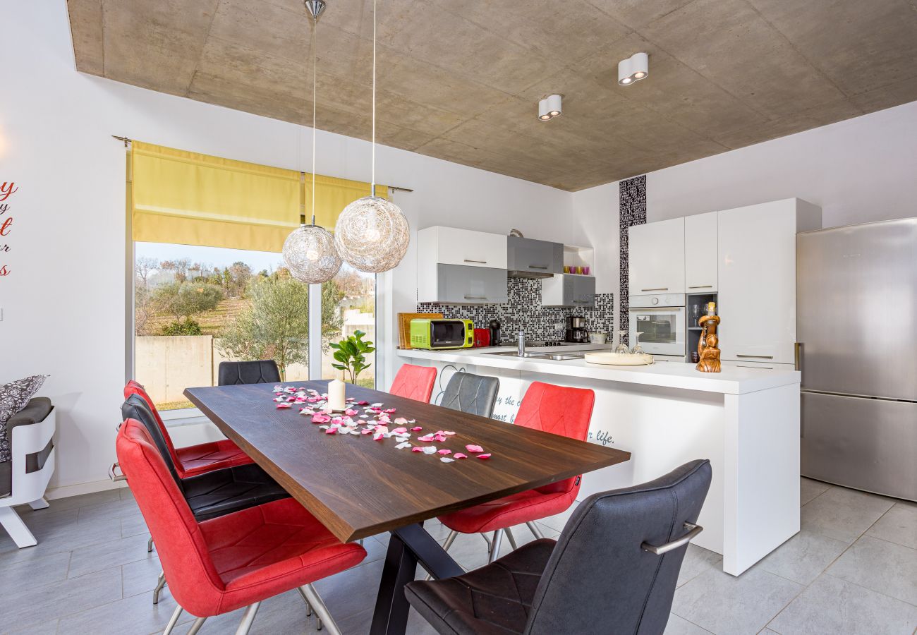 Villa in Krnica - Villa Windrose for 8 persons near Pula with large garden