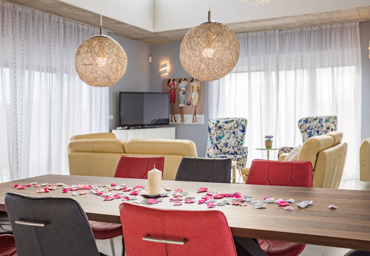 Villa in Krnica - Villa Windrose for 8 persons near Pula with large garden