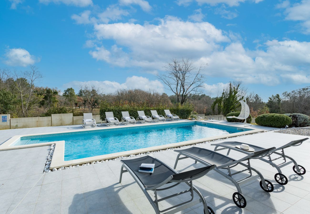 Villa in Krnica - Villa Windrose for 8 persons near Pula with large garden