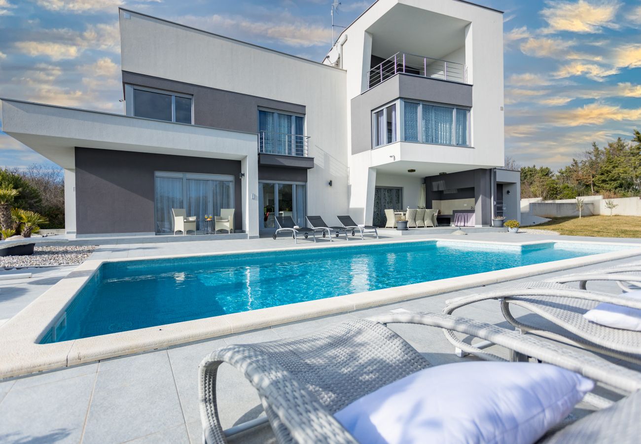 Villa in Krnica - Villa Windrose for 8 persons near Pula with large garden