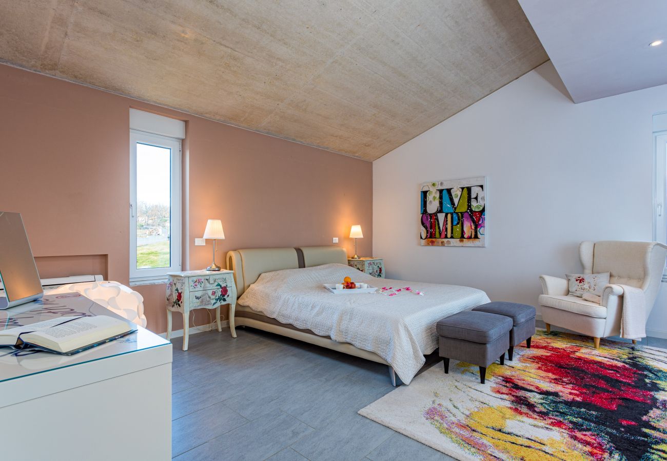 Villa in Krnica - Villa Windrose for 8 persons near Pula with large garden