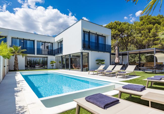 Villa in Medulin - Villa Osea in Medulin with Sauna only 1.5 km from the Beach Villa in Medulin - Villa Osea in Medulin with Sauna only 1.5 km from the Beach