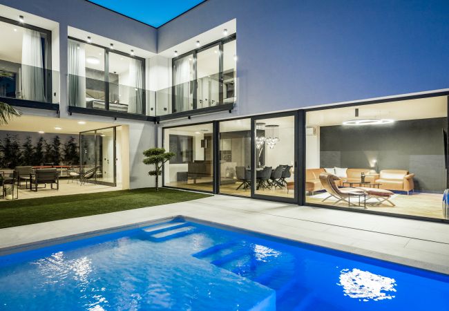 Villa in Medulin - Villa Osea in Medulin with Sauna only 1.5 km from the Beach Villa in Medulin - Villa Osea in Medulin with Sauna only 1.5 km from the Beach