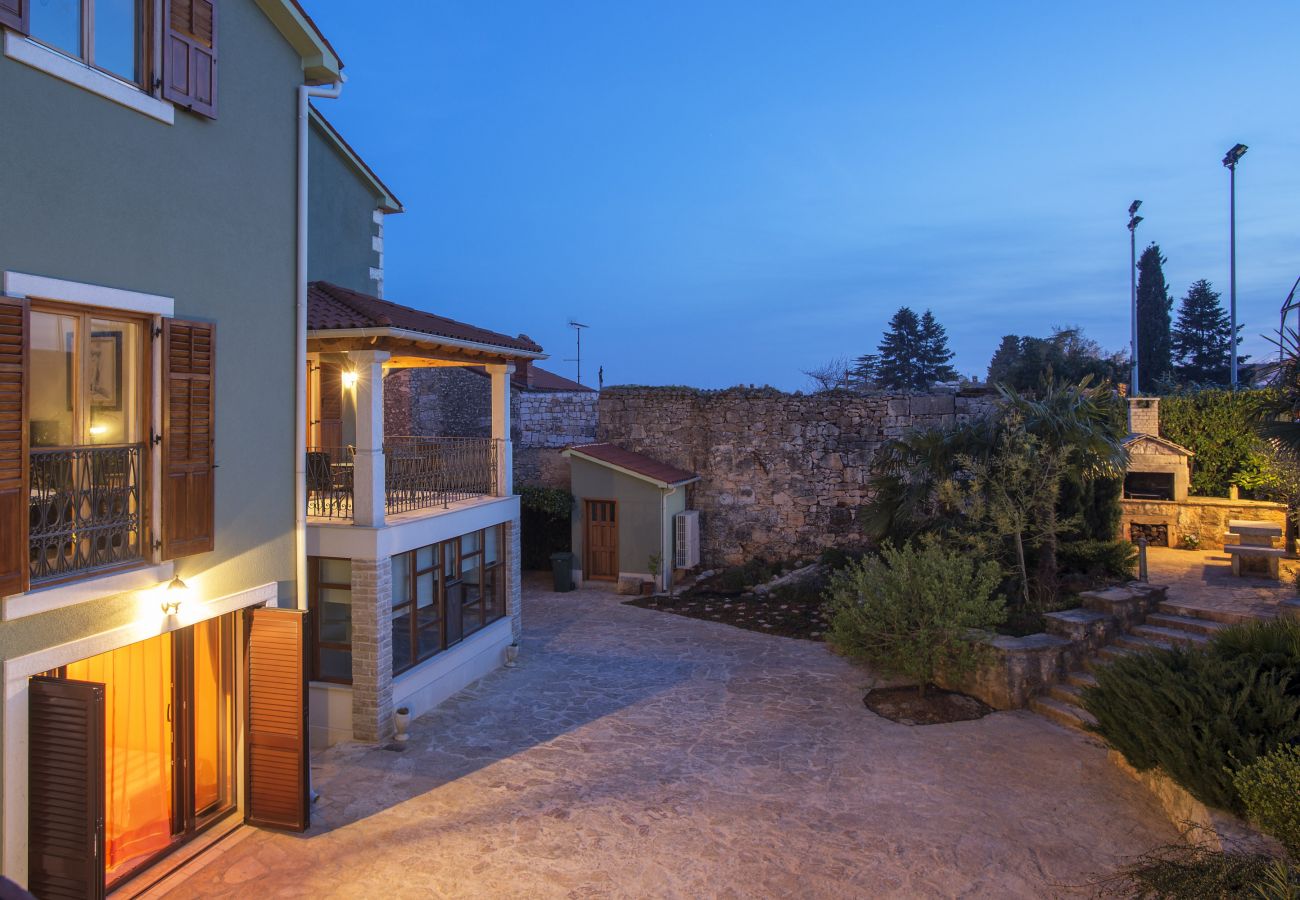 Villa in Marcana - Casa Menta near Pula for 10 persons - private villa for families & friends with wellness and pool heating