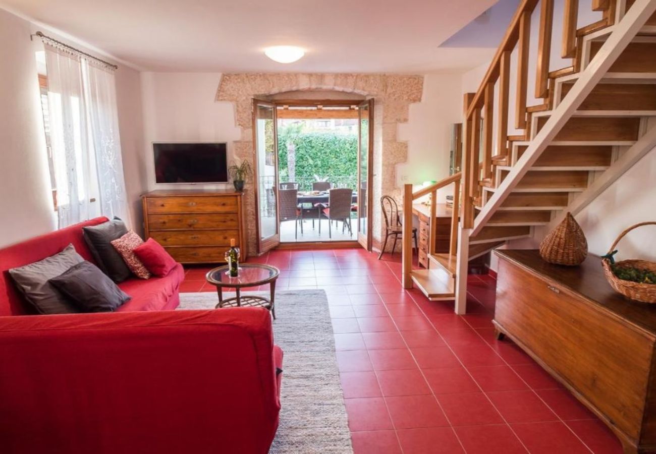 Villa in Marcana - Casa Menta near Pula for 10 persons - private villa for families & friends with wellness