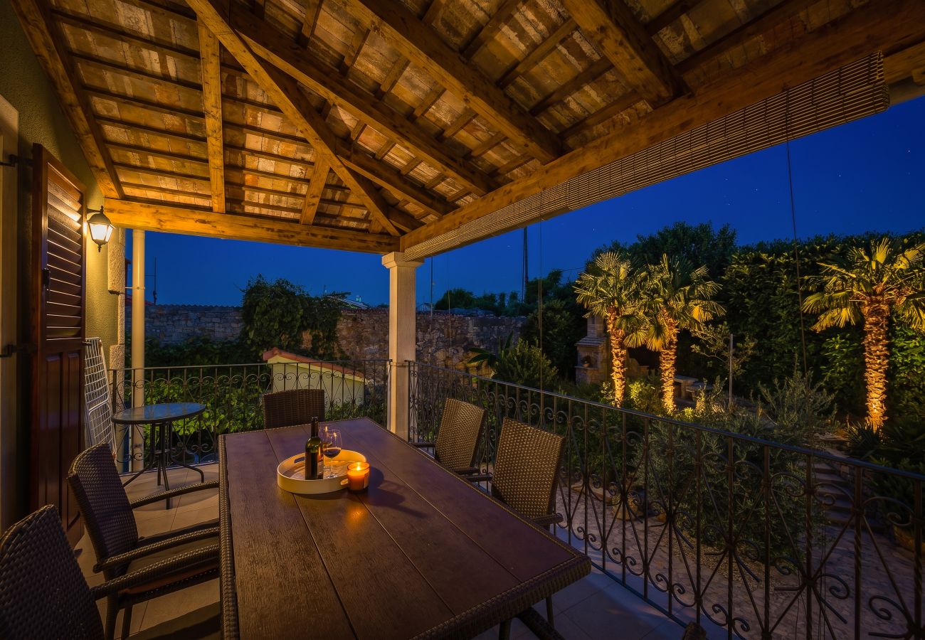 Villa in Marcana - Casa Menta near Pula for 10 persons - private villa for families & friends with wellness