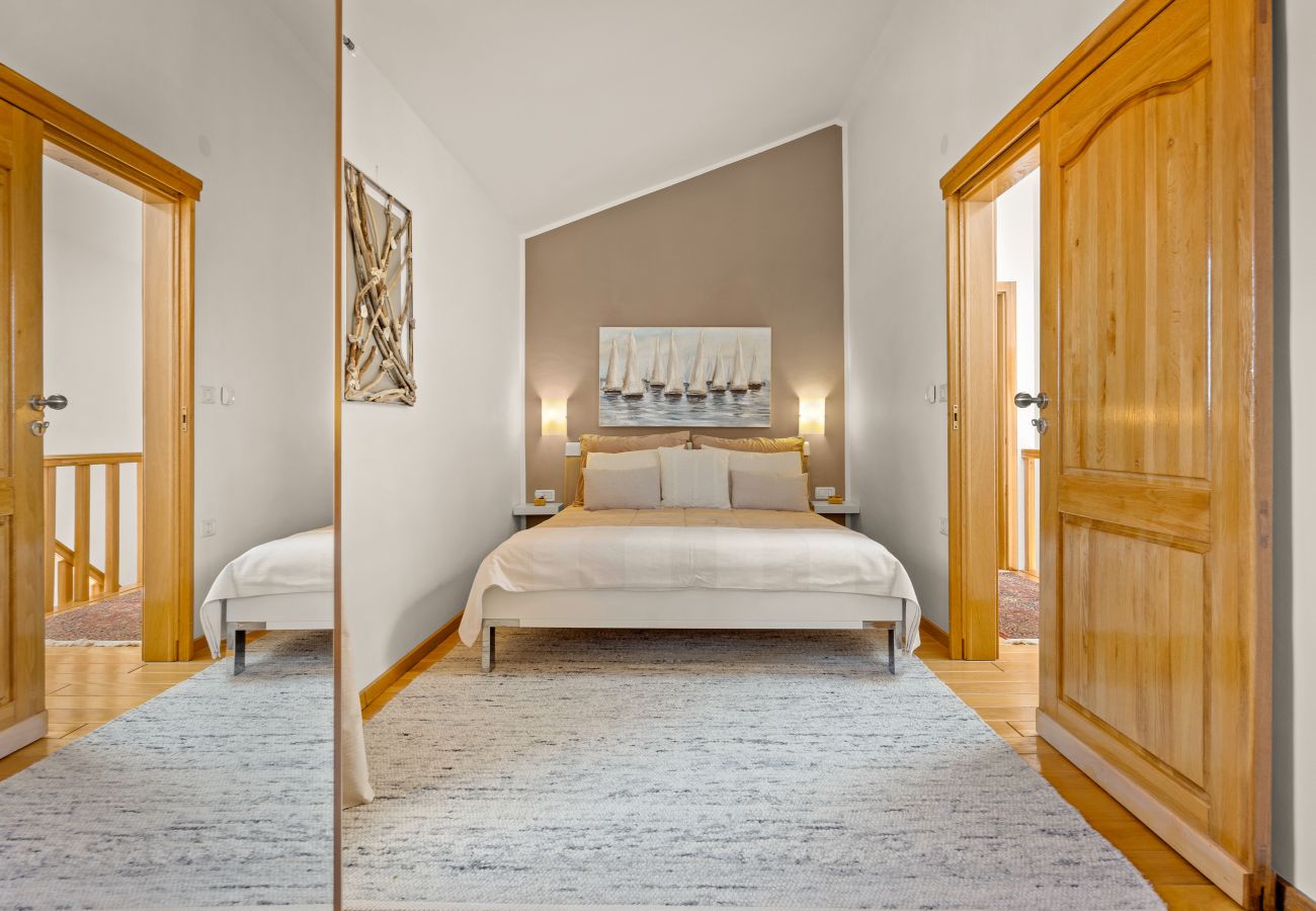 Villa in Marcana - Casa Menta near Pula for 10 persons - private villa for families & friends with wellness