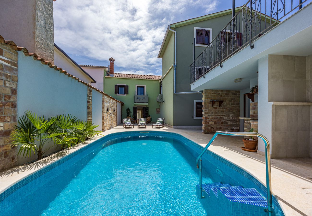 Villa in Marcana - Casa Menta near Pula for 10 persons - private villa for families & friends with wellness