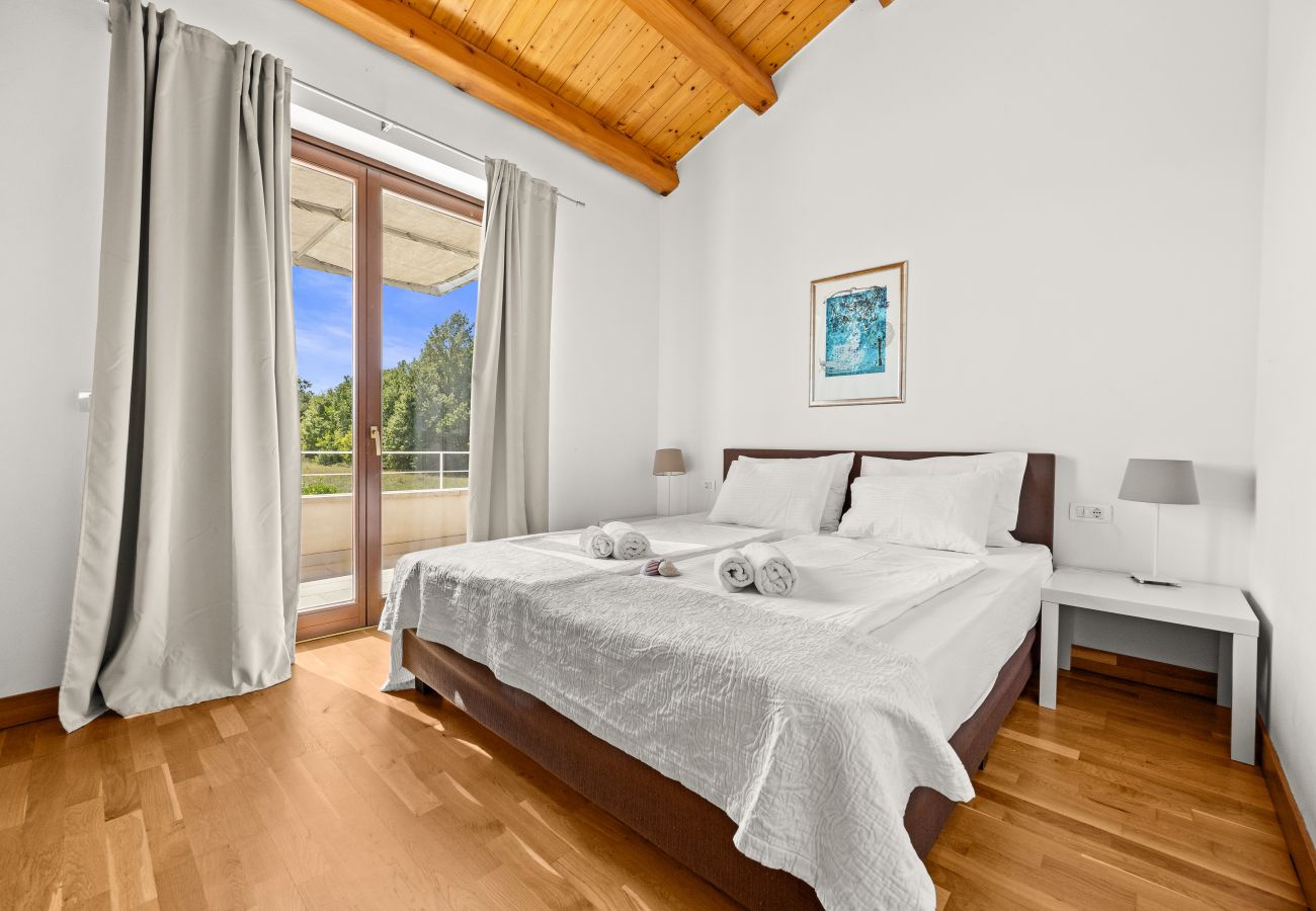 Villa in Štokovci - Villa Dora in Central Istria kids friendly with private pool and playground for 10 persons
