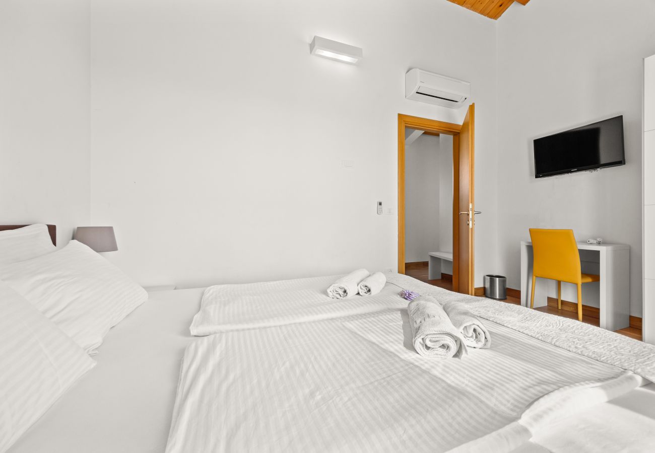 Villa in Štokovci - Villa Dora in Central Istria kids friendly with private pool and playground for 10 persons