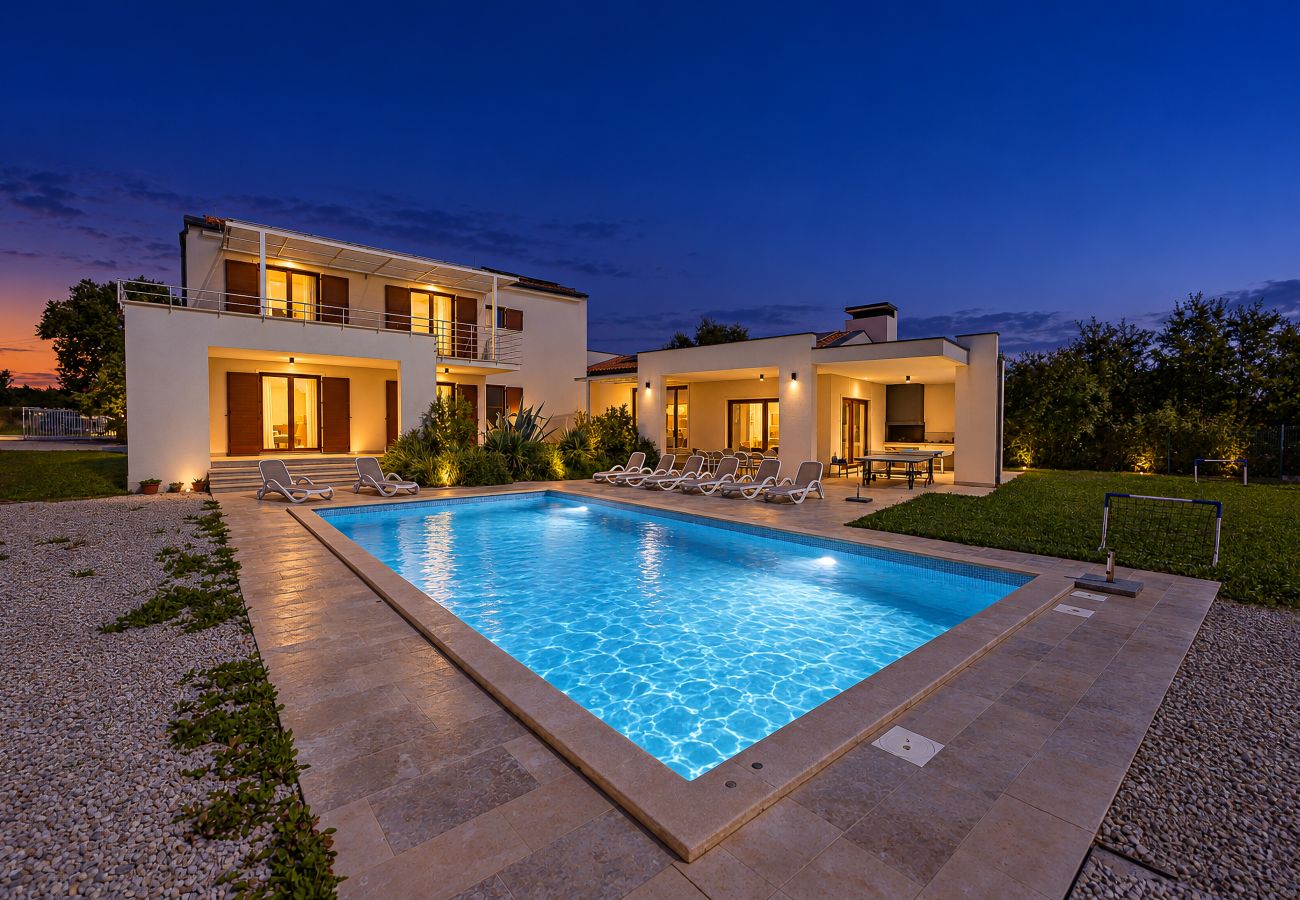 Villa in Štokovci - Villa Dora in Central Istria kids friendly with private pool and playground for 10 persons