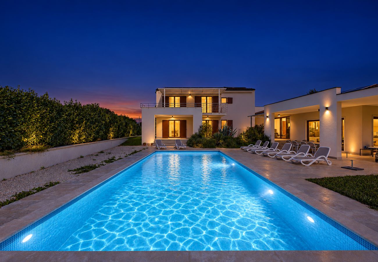 Villa in Štokovci - Villa Dora in Central Istria kids friendly with private pool and playground for 10 persons