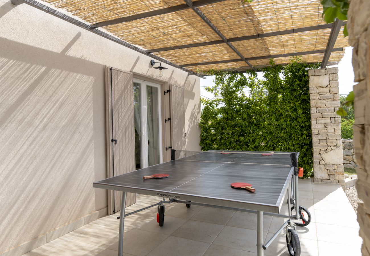 Villa in Sveti Bartul - Villa Batelica near Labin with private pool, large garden, kids playground & sport activities 