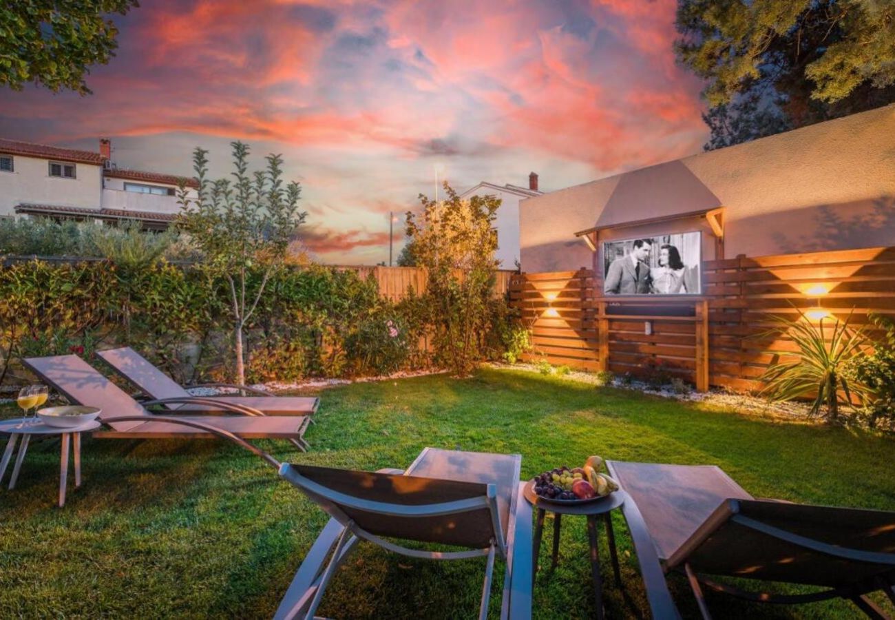 Villa in Fažana - Villa Andrija in Fažana for 9 people with sea view & heated pool - only 400 m from the beach