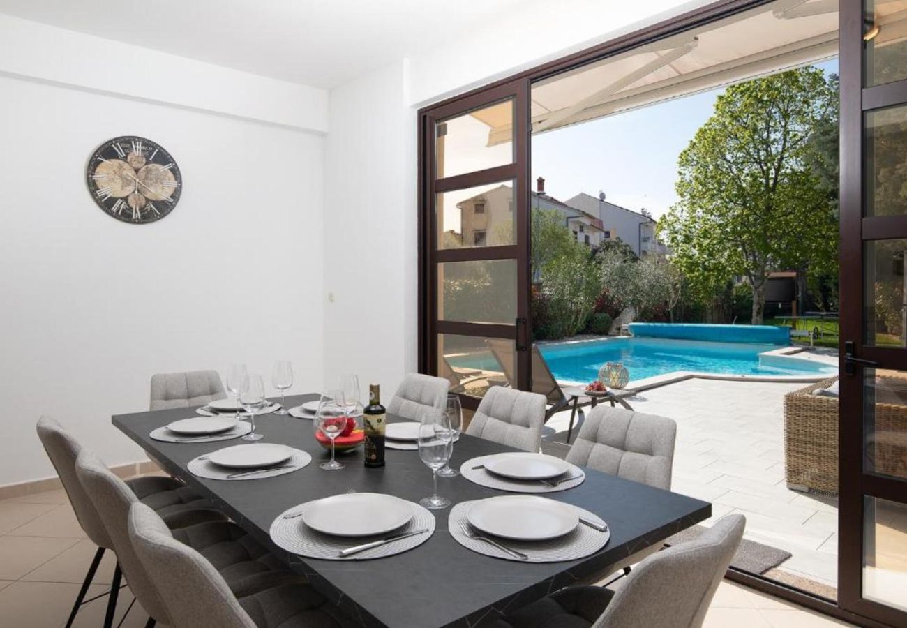 Villa in Fažana - Villa Andrija in Fažana for 9 people with sea view & heated pool - only 400 m from the beach