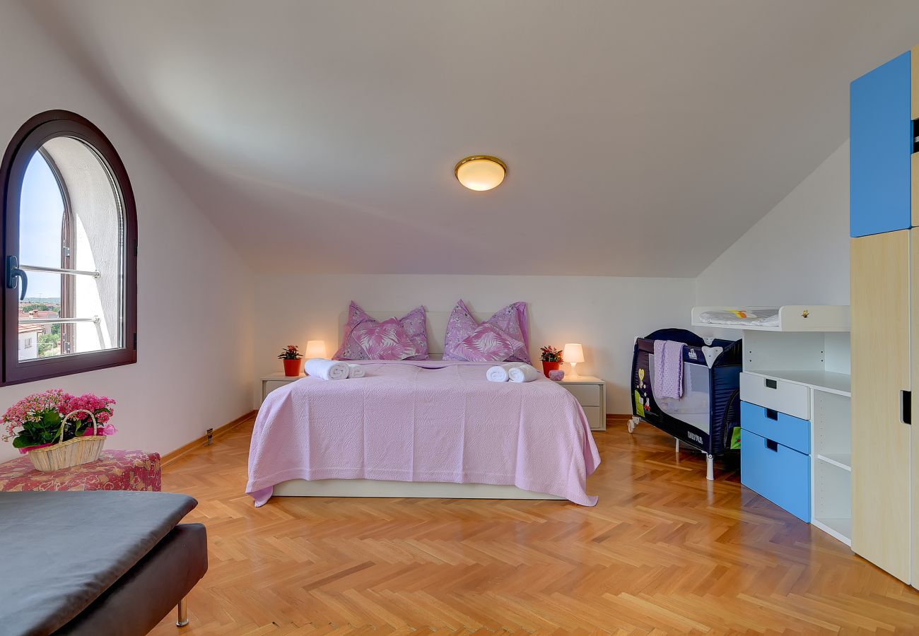 Villa in Fažana - Villa Andrija in Fažana for 9 people with sea view & heated pool - only 400 m from the beach