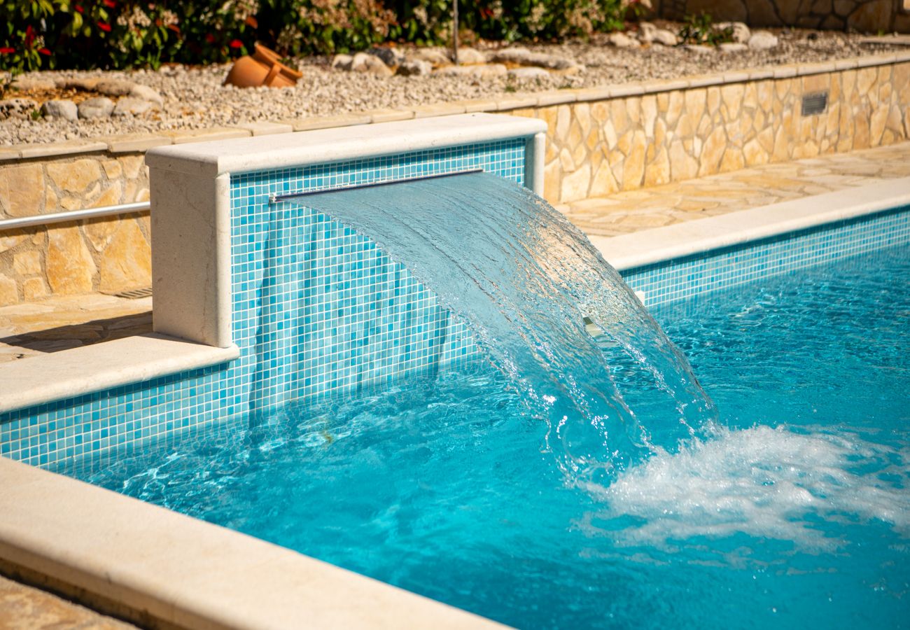 Villa in Fažana - Villa Allegra Istriana in Fažana with sea view & spa