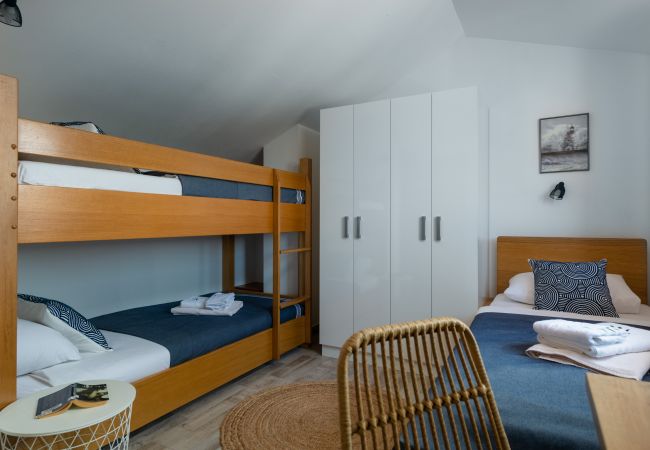 Villa in Betiga - Villa Kalista Istriana for 10 people with private pool & sea view Villa in Betiga - Villa Kalista Istriana for 10 people with private pool & sea view