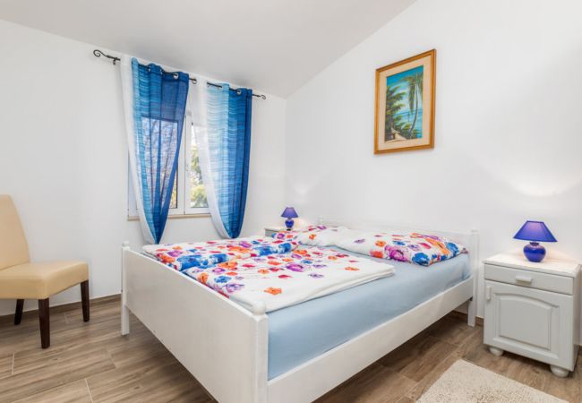 Villa in Fažana - Villa Ketty in Fažana with playground, sea view and private pool Villa in Fažana - Villa Ketty in Fažana with playground, sea view and private pool