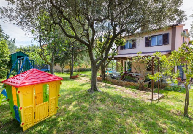 Villa in Fažana - Villa Ketty in Fažana with playground, sea view and private pool Villa in Fažana - Villa Ketty in Fažana with playground, sea view and private pool
