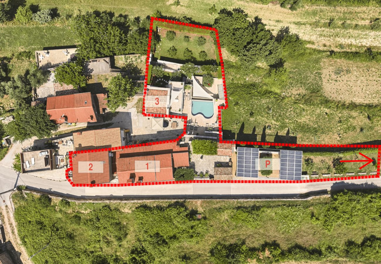 Villa in Merišce - Residence Monte near Umag for 8+2 people with heated infinity pool, spa & play room