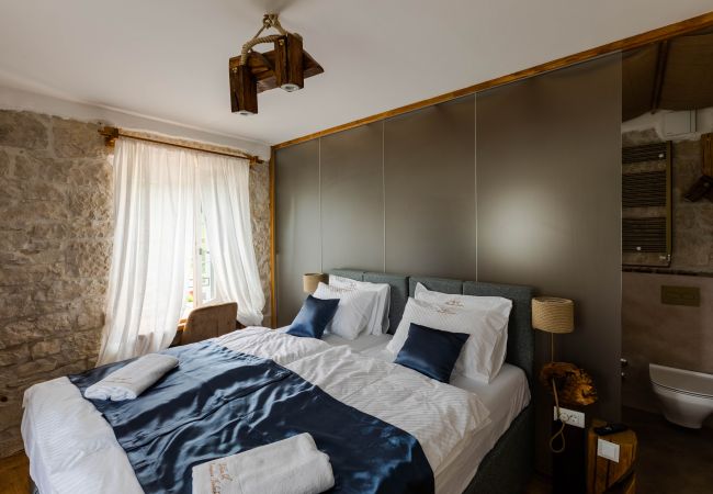 Villa in Žudetici - Villa Blazeni Miroslav Bulesic in Central Istria for 8 people with private heated pool and sauna Villa in Žudetici - Villa Blazeni Miroslav Bulesic in Central Istria for 8 people with private heated pool and sauna