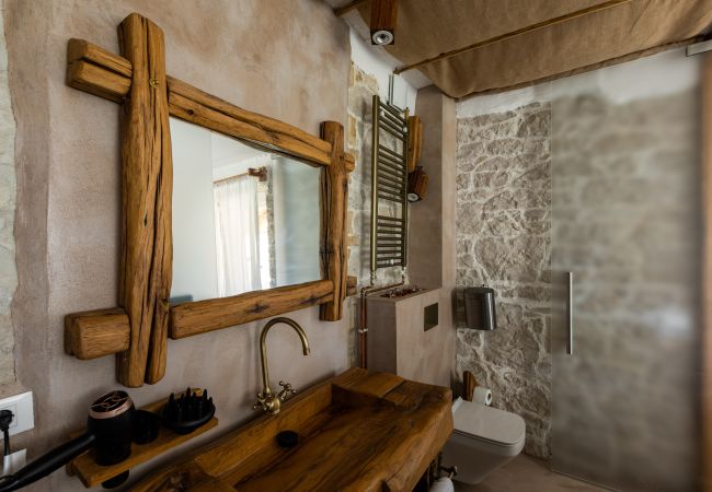 Villa in Žudetici - Villa Blazeni Miroslav Bulesic in Central Istria for 8 people with private heated pool and sauna Villa in Žudetici - Villa Blazeni Miroslav Bulesic in Central Istria for 8 people with private heated pool and sauna