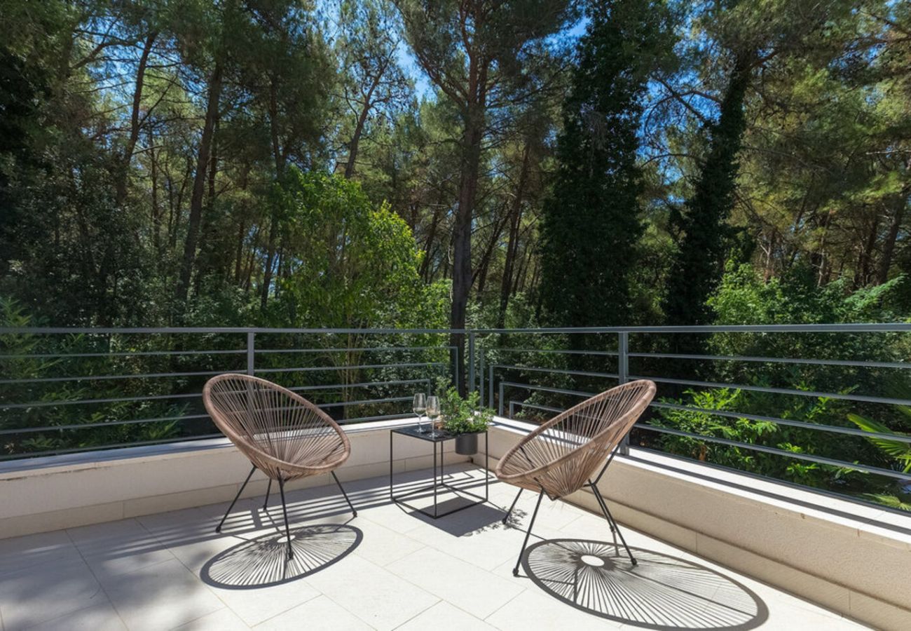 Villa in Banjole - Villa Stribor near Medulin for 8 people with private pool - only 1 km from the beach