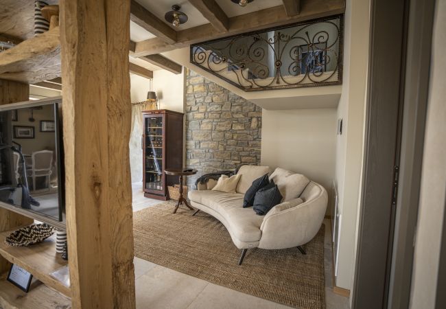 Villa in Kucibreg - Villa Paradiso in Central Istria for 11 people with large garden, sea view & wellness Villa in Kucibreg - Villa Paradiso in Central Istria for 11 people with large garden, sea view & wellness