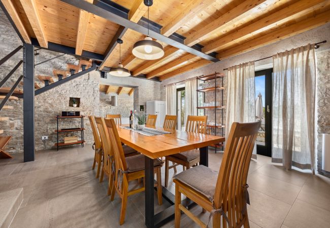 Villa in Butkovici - Casa 42 pet friendly for 9 people in Central Istria with salt - water pool Villa in Butkovici - Casa 42 pet friendly for 9 people in Central Istria with salt - water pool