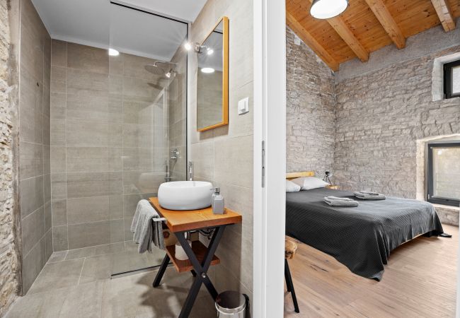 Villa in Butkovici - Casa 42 pet friendly for 9 people in Central Istria with salt - water pool Villa in Butkovici - Casa 42 pet friendly for 9 people in Central Istria with salt - water pool