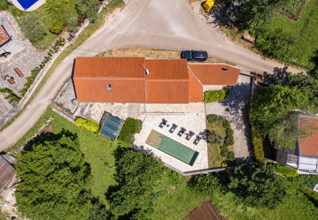 Villa in Butkovici - Casa 42 pet friendly for 9 people in Central Istria with salt - water pool Villa in Butkovici - Casa 42 pet friendly for 9 people in Central Istria with salt - water pool