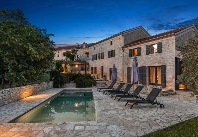 Villa in Butkovici - Casa 42 pet friendly for 9 people in Central Istria with salt - water pool Villa in Butkovici - Casa 42 pet friendly for 9 people in Central Istria with salt - water pool