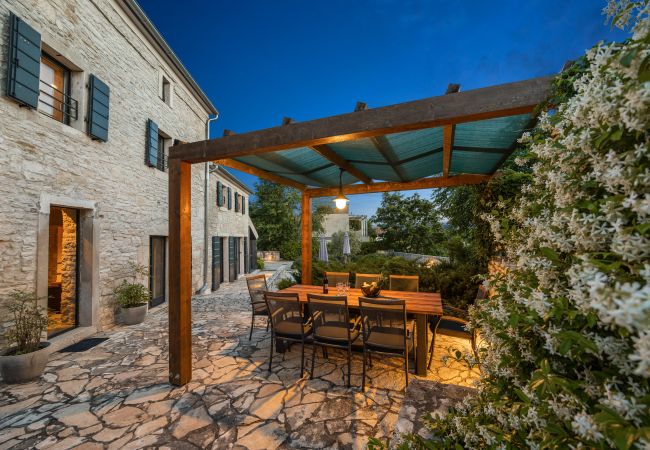 Villa in Butkovici - Casa 42 pet friendly for 9 people in Central Istria with salt - water pool Villa in Butkovici - Casa 42 pet friendly for 9 people in Central Istria with salt - water pool