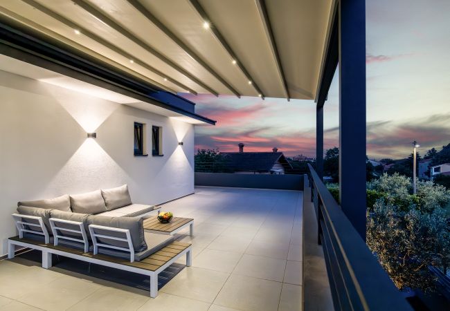 Villa in Krnica - Villa Kali near Pula for 8 people with fitness & sea view - pet friendly Villa in Krnica - Villa Kali near Pula for 8 people with fitness & sea view - pet friendly