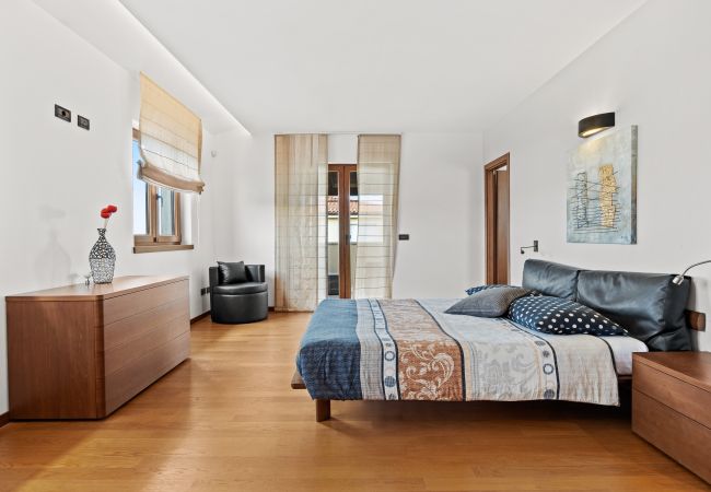 Villa in Galižana - Villa De Flora with salt water pool & sea view near Fažana Villa in Galižana - Villa De Flora with salt water pool & sea view near Fažana